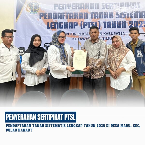 Penyerahan sertipikat Pendaftaran Tanah Sistematis Lengkap (PTSL) Tahun 2025 sebanyak 80 Bidang di Desa Bamadu