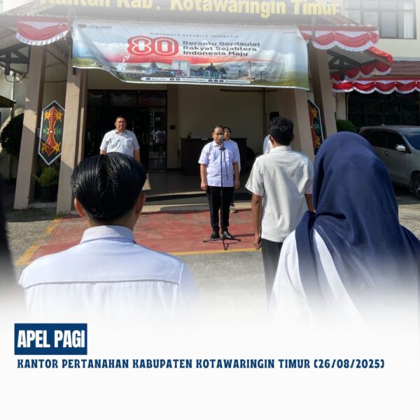 Apel Pagi Rutin yang dipimpin langsung oleh Bapak Mumin Haryanto, S.H selaku Kepala Kantor Pertanahan Kabupaten Kotawaringin Timur yang diikuti oleh seluruh pegawai Kantor Pertanahan Kabupaten Kotawaringin Timur dan Siswa/i magang (26/08/2025)