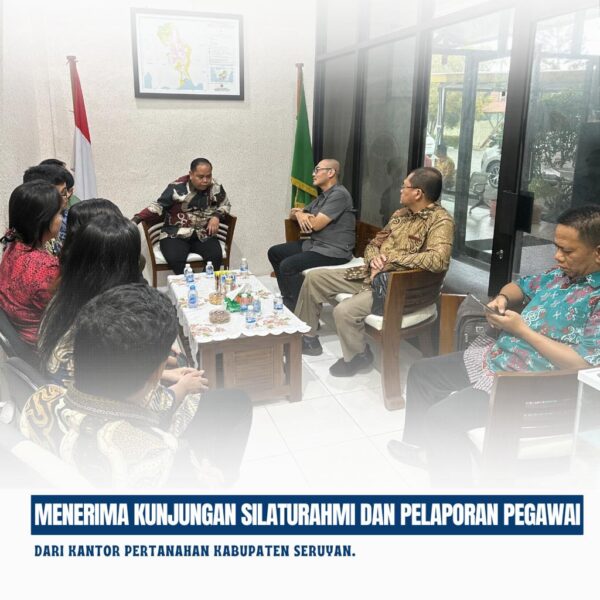 Kantor Pertanahan Kabupaten Kotawaringin timur telah menerima kunjungan dari Kantor Pertanahan Kabupaten Seruyan. Adapun kunjungan ini dalam rangka silaturahmi dan pelaporan pegawai yang pindah wilayah kerja ke Kantor Pertanahan Kabupaten Kotawaringin Timur.