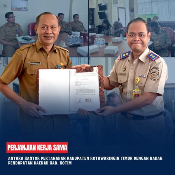 Kepala Kantor Pertanahan Kabupaten Kotawaringin Timur Bapak Mumin Haryanto, S.H di dampingi Pejabat Pengawas telah menjalin Perjanjian Kerja Sama dengan Badan Pendapatan Daerah (Bapenda) Kabupaten Kotawaringin Timur.
